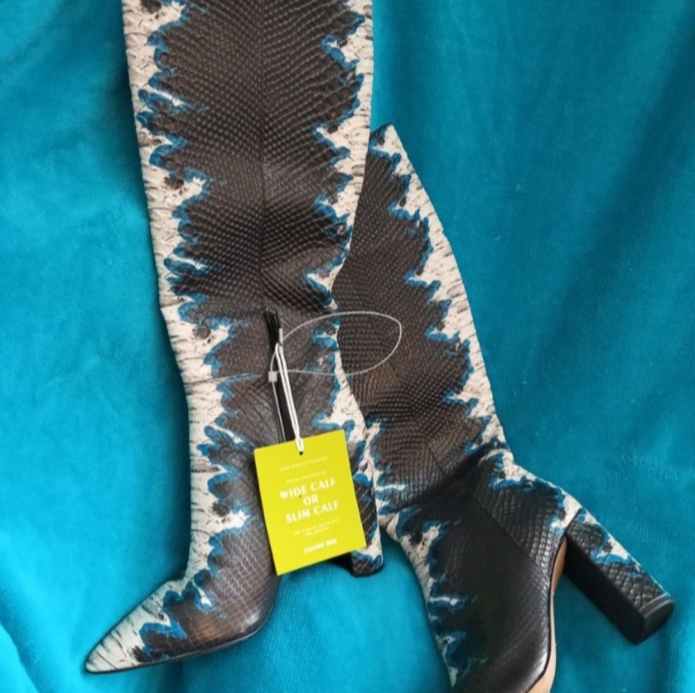 NWT Gianni Bini Kellbie Boots